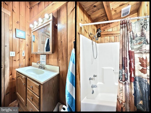 6398 CHAMBERSBURG RD, Fayetteville, PA 17222