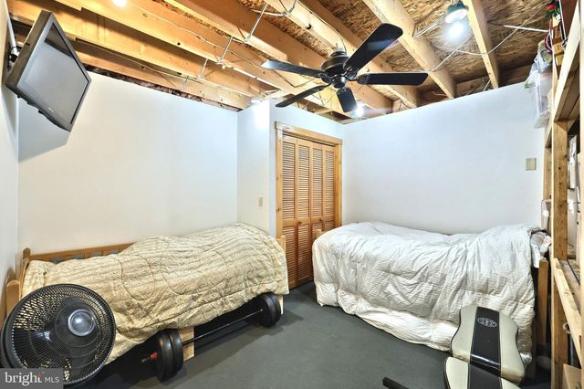 6398 CHAMBERSBURG RD, Fayetteville, PA 17222