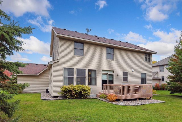 7645 Ridgeview Way, Chanhassen, MN 55317