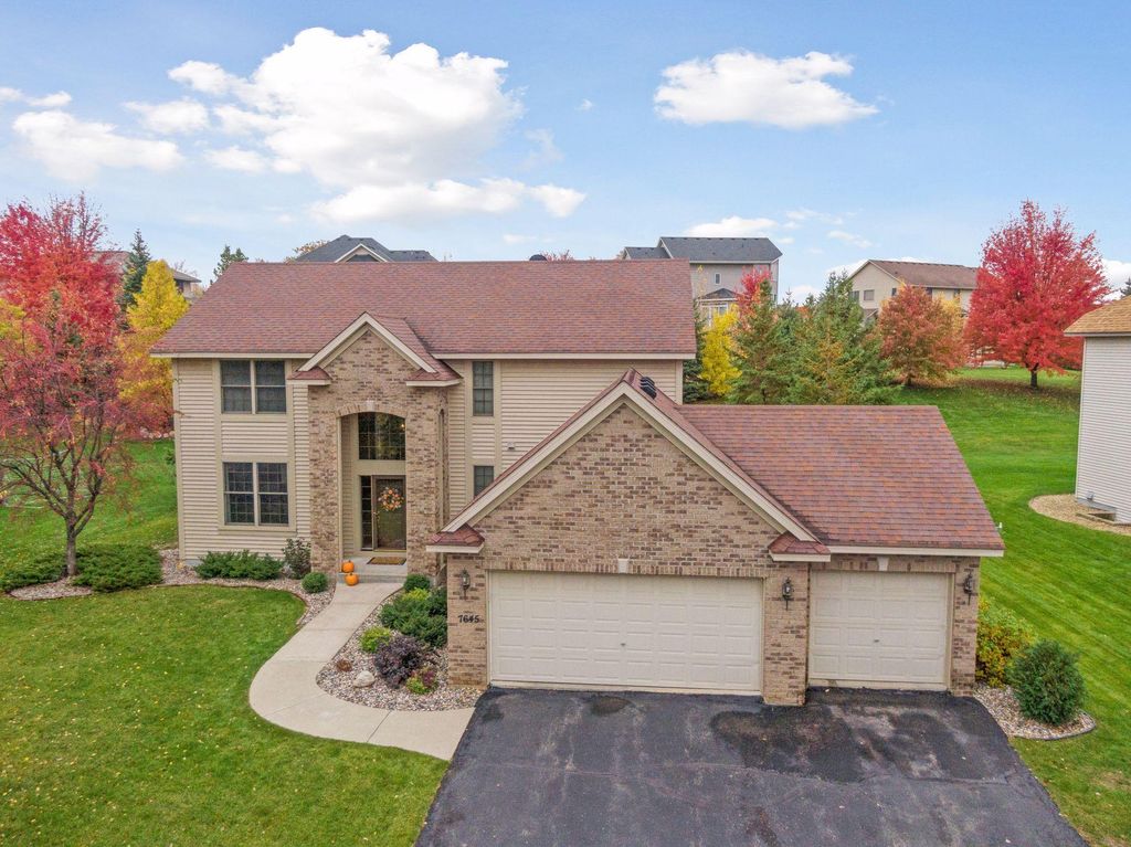 7645 Ridgeview Way, Chanhassen, MN 55317 — exterior