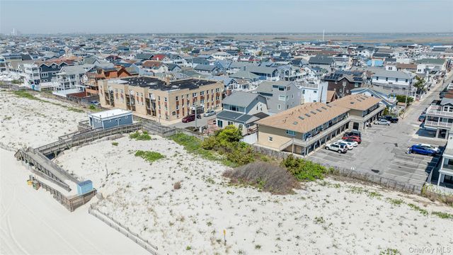 979 Oceanfront 11, Long Beach, NY 11561