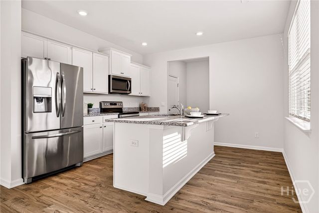 192 Coby Lane, Richmond Hill, GA 31324