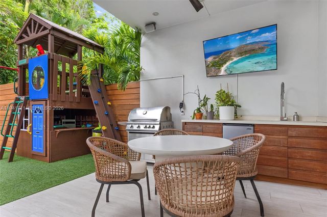 3222 Matilda St 3222, Miami, FL 33133