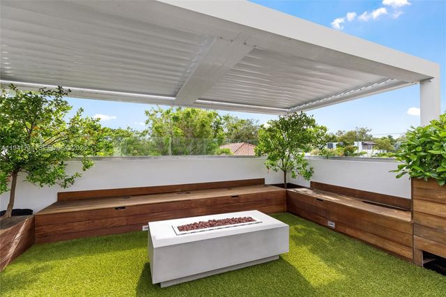 3222 Matilda St 3222, Miami, FL 33133