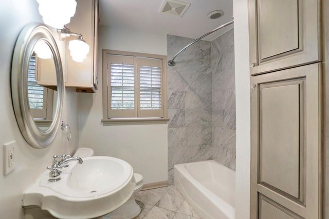 1927 South Boulevard, Houston, TX 77098