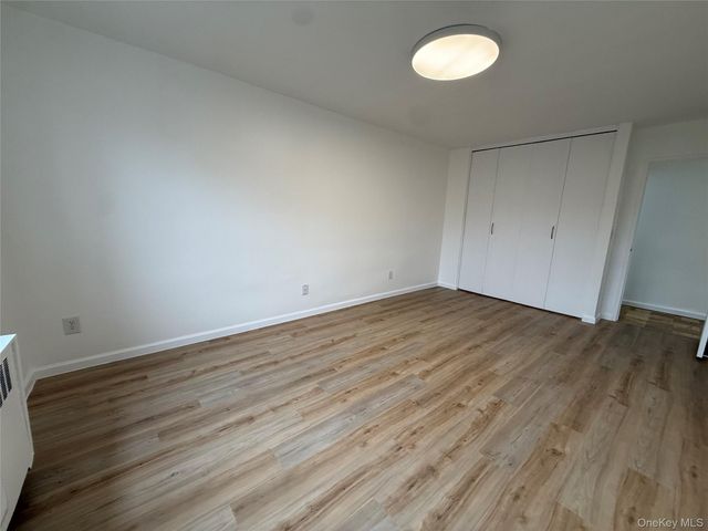 16 Lake Street 7B, White Plains, NY 10603