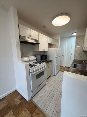 16 Lake Street 7B, White Plains, NY 10603