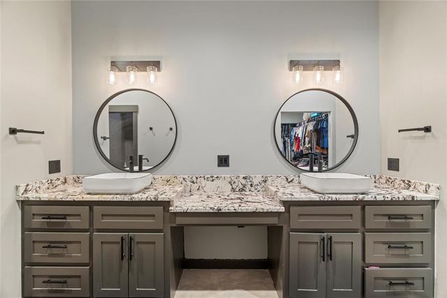 8784 N Harrah Road, Harrah, OK 73045