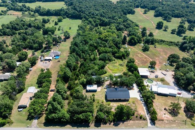 8784 N Harrah Road, Harrah, OK 73045