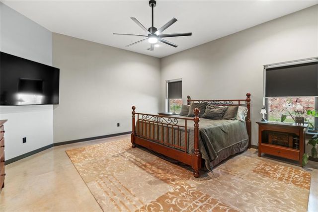 8784 N Harrah Road, Harrah, OK 73045