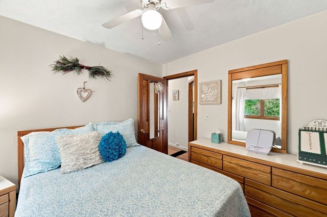 78 Oak St, Wakefield, MA 01880