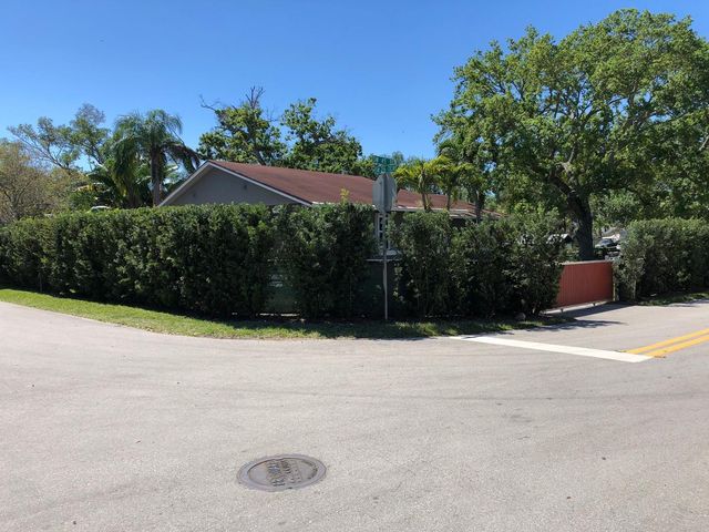 2608 SW 45TH Street, Dania Beach, FL 33312