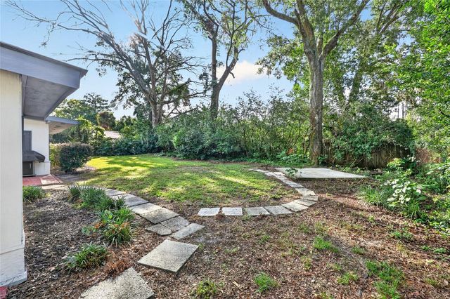 2124 NE 7TH STREET, Ocala, FL 34470