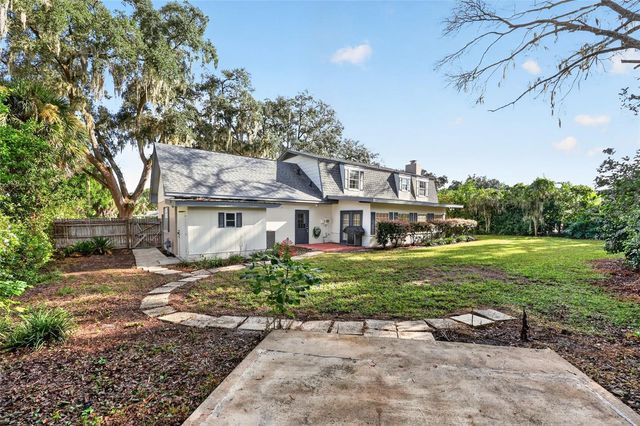 2124 NE 7TH STREET, Ocala, FL 34470
