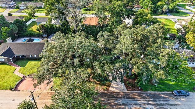2124 NE 7TH STREET, Ocala, FL 34470