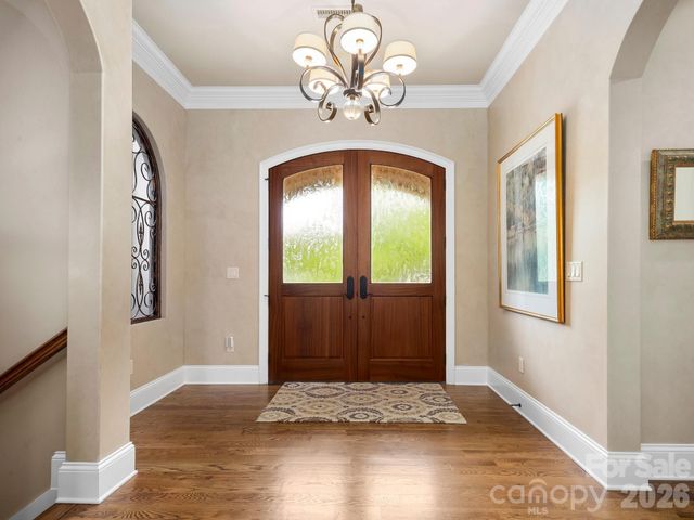 29 Stansbury Drive, Asheville, NC 28803