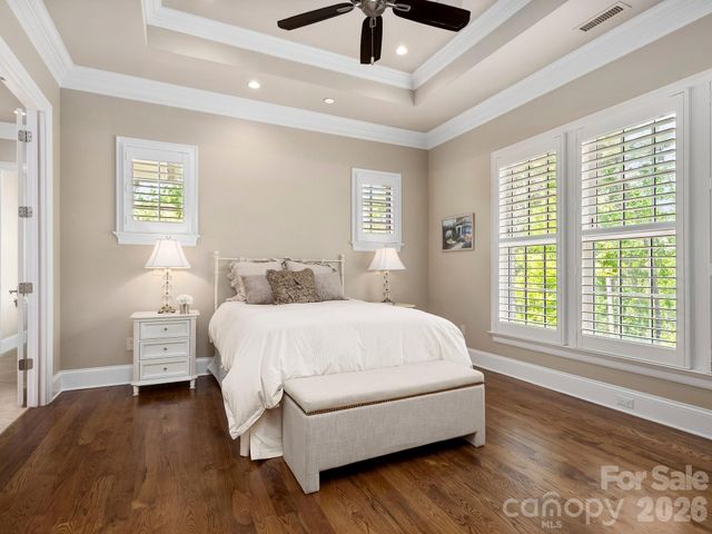 29 Stansbury Drive, Asheville, NC 28803