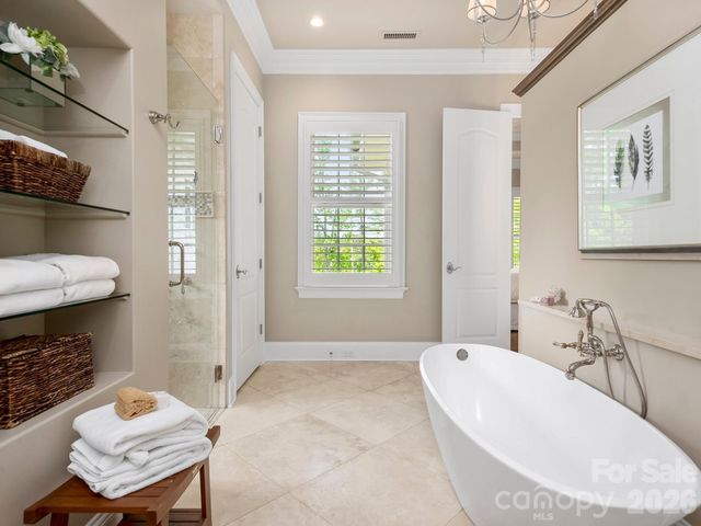 29 Stansbury Drive, Asheville, NC 28803