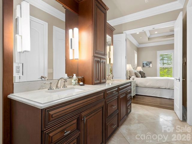 29 Stansbury Drive, Asheville, NC 28803