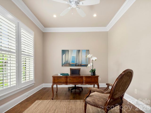 29 Stansbury Drive, Asheville, NC 28803