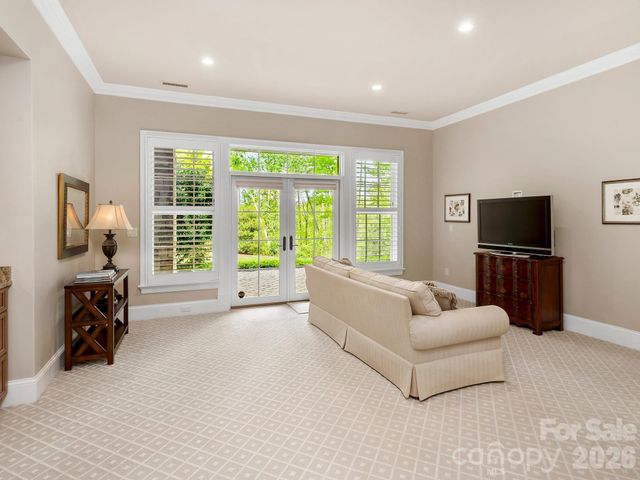 29 Stansbury Drive, Asheville, NC 28803