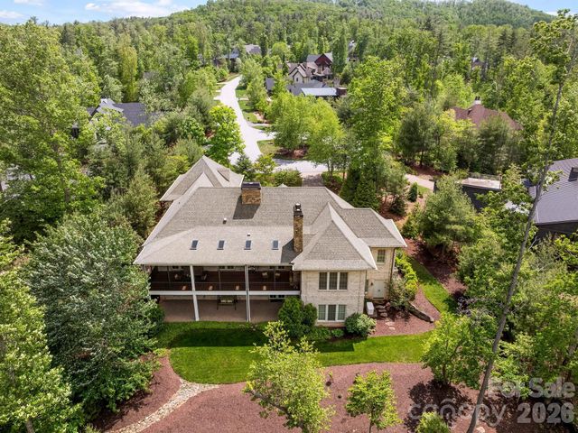 29 Stansbury Drive, Asheville, NC 28803