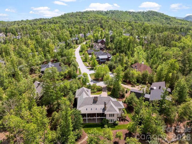 29 Stansbury Drive, Asheville, NC 28803