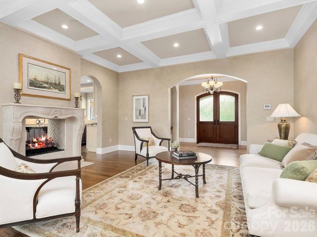 29 Stansbury Drive, Asheville, NC 28803