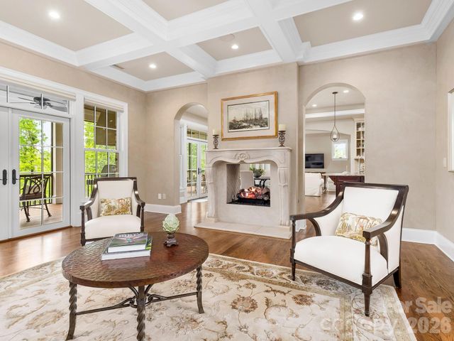 29 Stansbury Drive, Asheville, NC 28803