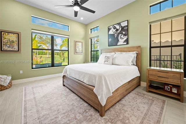 7715 Seacoast Dr, Parkland, FL 33067