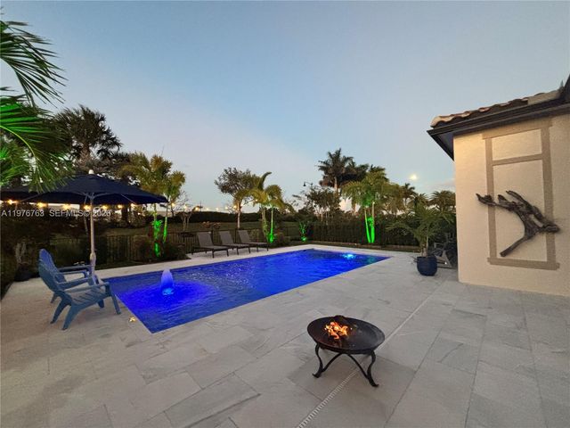 7715 Seacoast Dr, Parkland, FL 33067