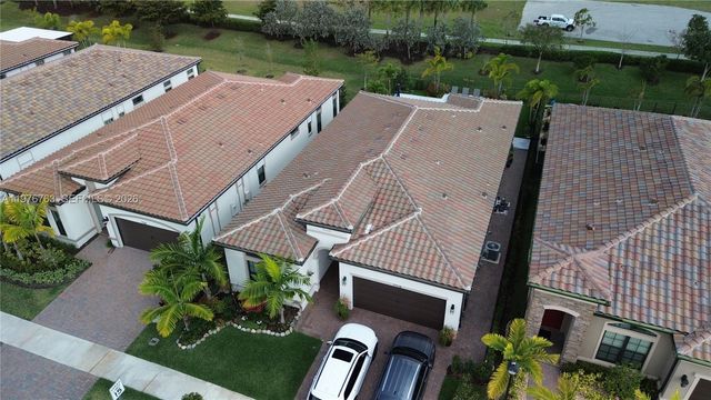 7715 Seacoast Dr, Parkland, FL 33067