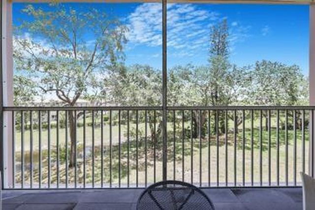 3575 Broken Woods Drive 302, Coral Springs, FL 33065