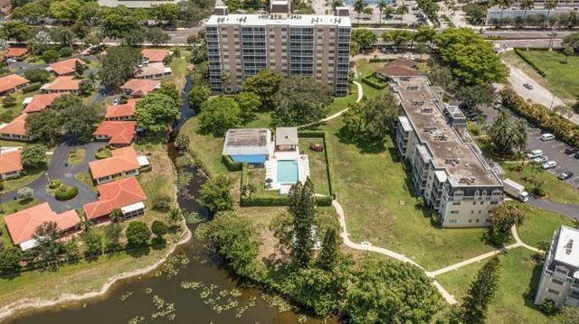 3575 Broken Woods Drive 302, Coral Springs, FL 33065