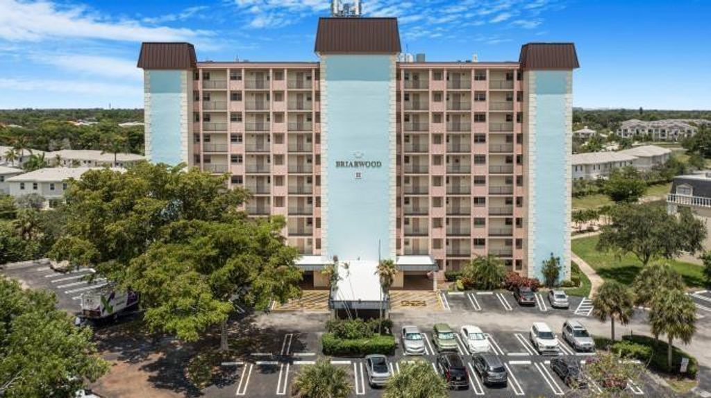 3575 Broken Woods Drive 302, Coral Springs, FL 33065