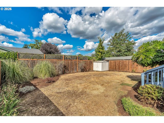 7347 Se LAMPHIER St, Milwaukie, OR 97222