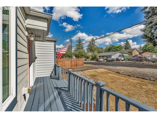 7347 Se LAMPHIER St, Milwaukie, OR 97222
