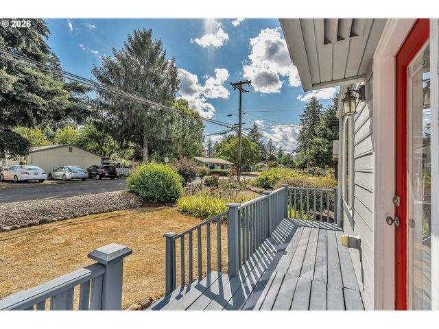 7347 Se LAMPHIER St, Milwaukie, OR 97222