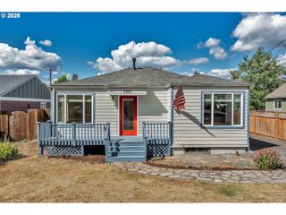 7347 Se LAMPHIER St, Milwaukie, OR 97222