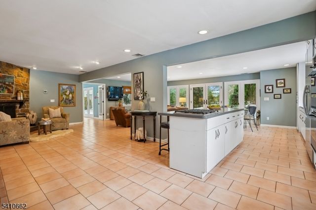 2102 Gamble Rd, Scotch Plains Twp., NJ 07076