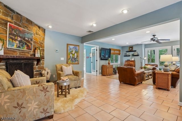 2102 Gamble Rd, Scotch Plains Twp., NJ 07076