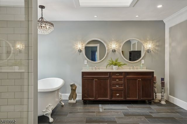 2102 Gamble Rd, Scotch Plains Twp., NJ 07076