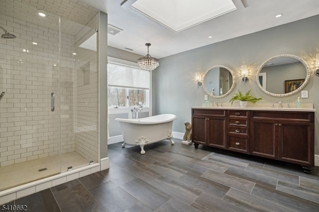 2102 Gamble Rd, Scotch Plains Twp., NJ 07076