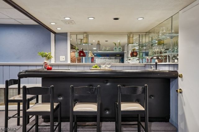 2102 Gamble Rd, Scotch Plains Twp., NJ 07076