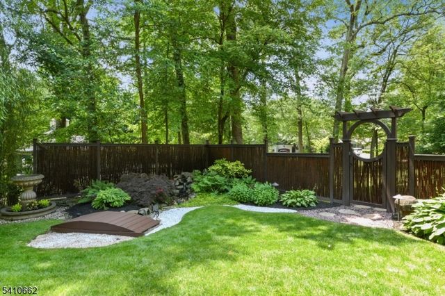 2102 Gamble Rd, Scotch Plains Twp., NJ 07076
