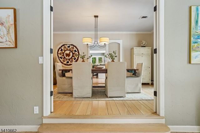 2102 Gamble Rd, Scotch Plains Twp., NJ 07076