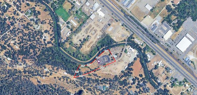 Nut Tree Lane, Anderson, CA 96007