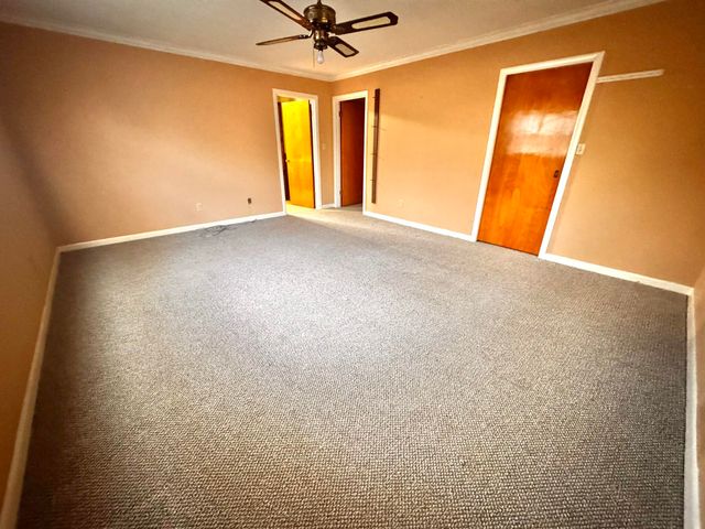 701 Zephyr, Plainview, TX 79072