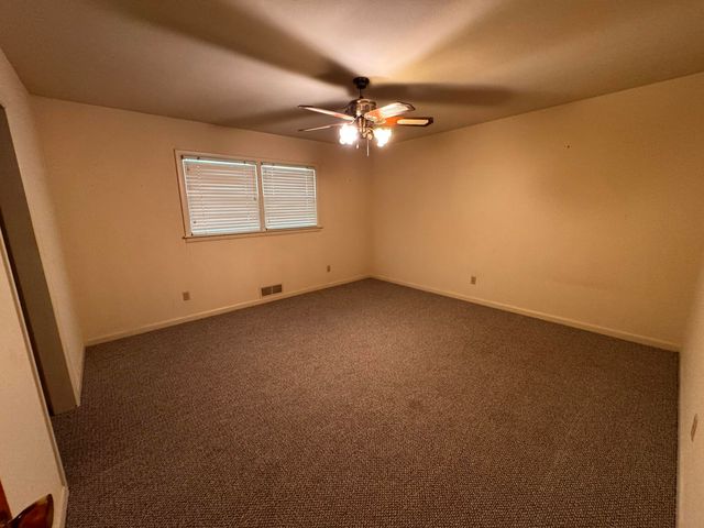 701 Zephyr, Plainview, TX 79072