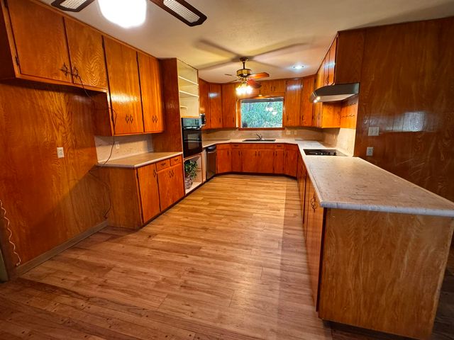 701 Zephyr, Plainview, TX 79072